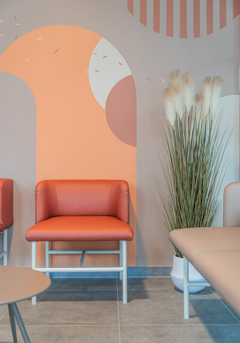 Agencement et décoration d’une salle d’attente Strasbourg credit mutuel