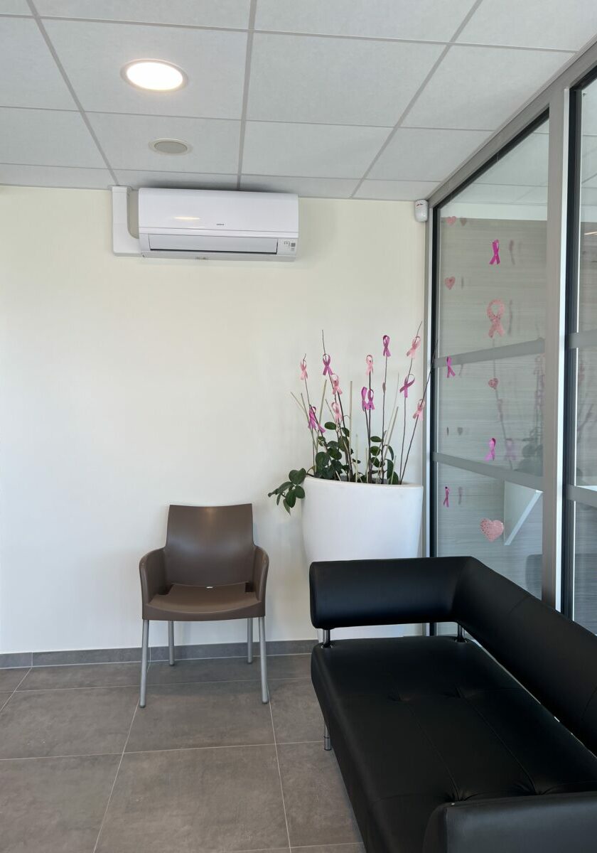 Agencement et décoration d’une salle d’attente Strasbourg credit mutuel