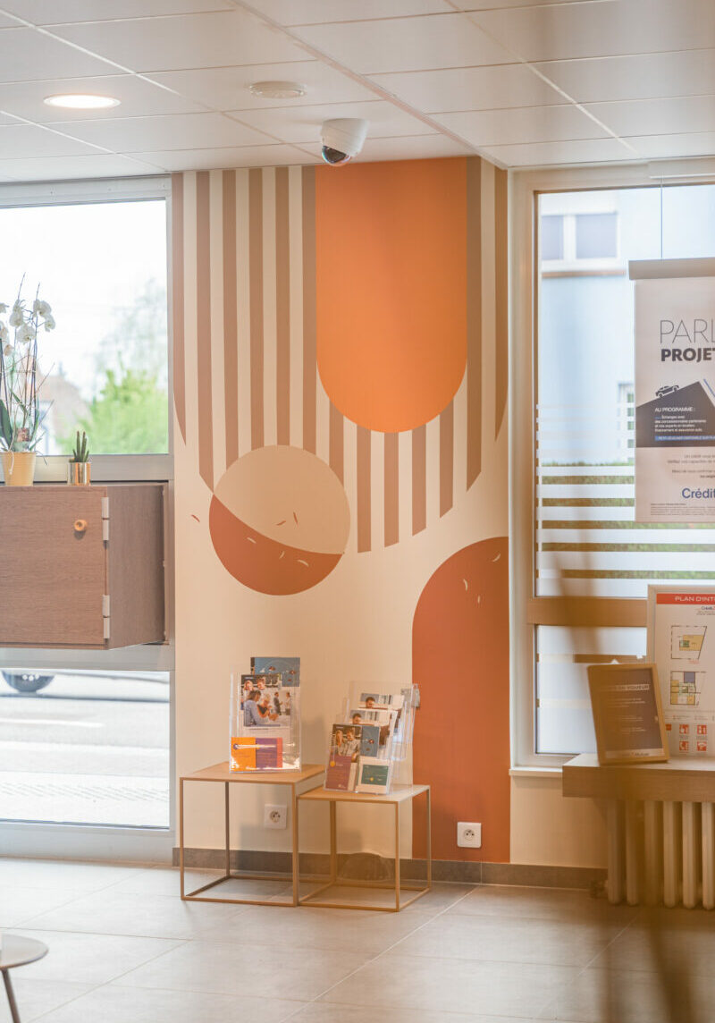 Agencement et décoration d’une salle d’attente Strasbourg credit mutuel