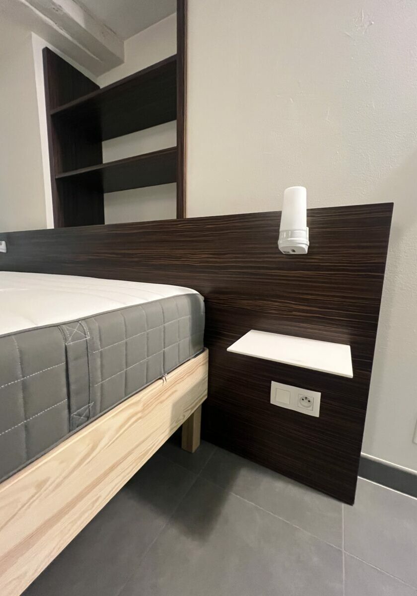 Décoration et aménagement d'un Airbnb à Strasbourg.