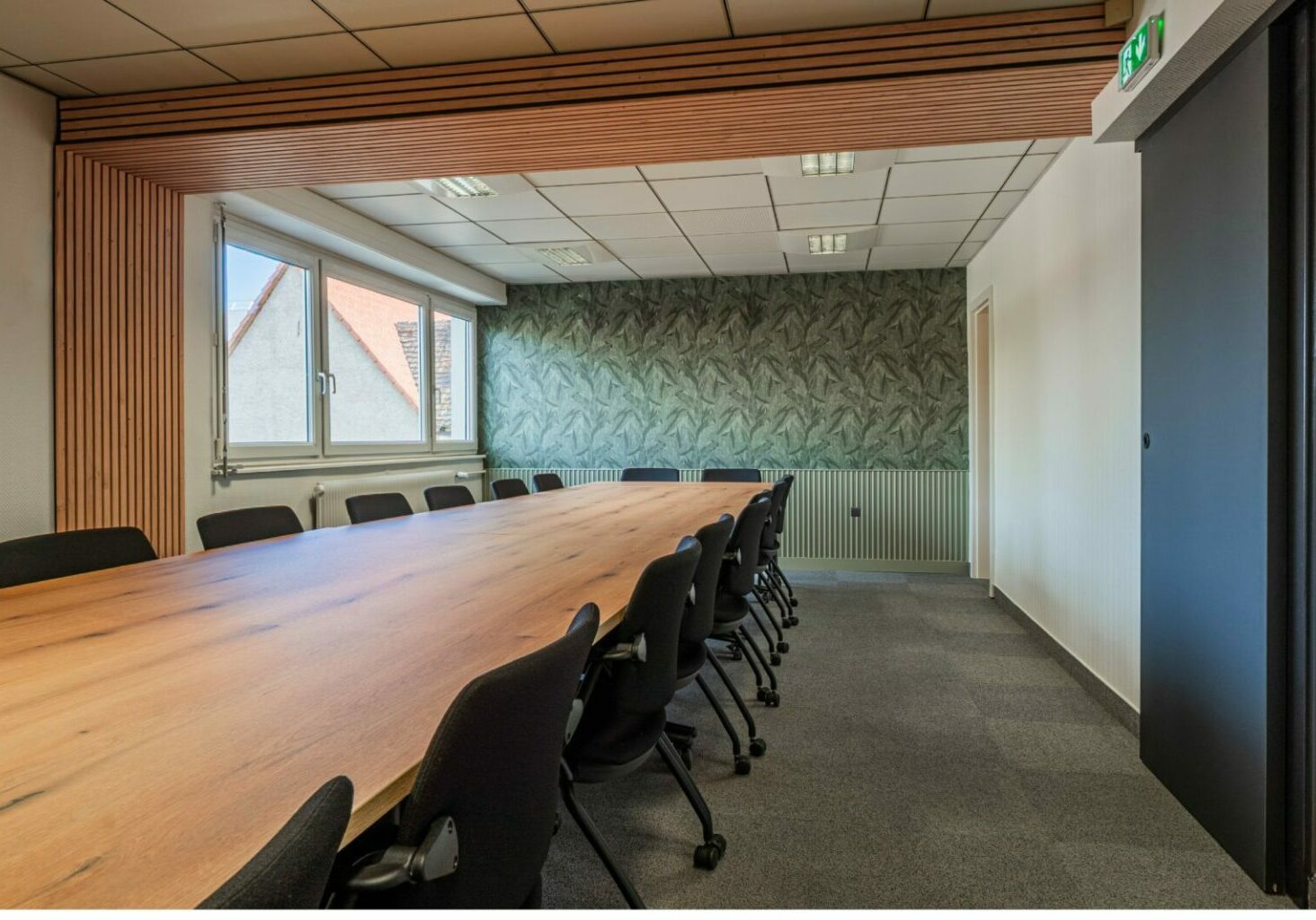 Projet déco et aménagement d'une salle de réunion à Strasbourg