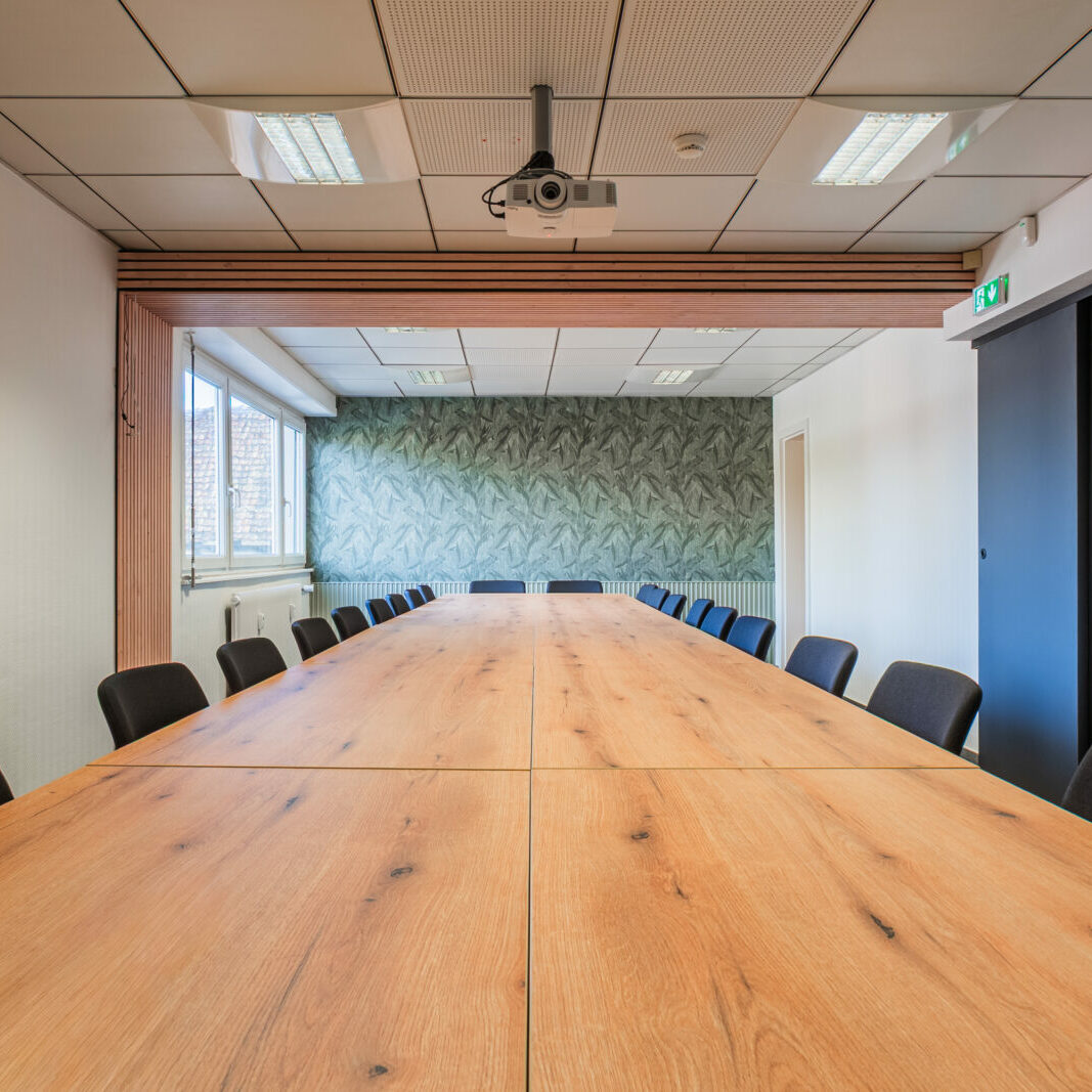 Projet déco et aménagement d'une salle de réunion à Strasbourg