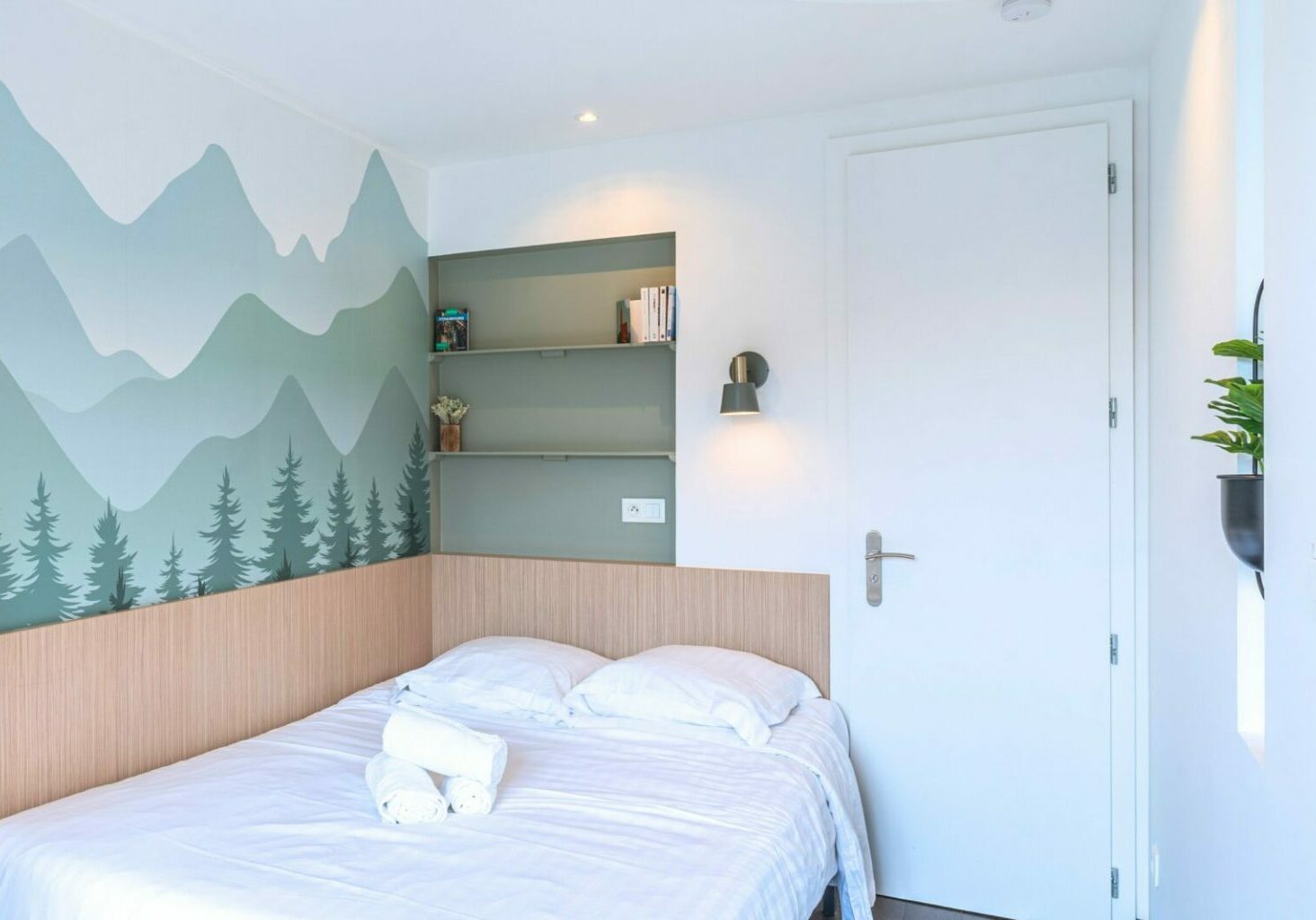 Décoration d'un logement saisonnier à Strasbourg sur la plateforme Airbnb.